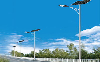 农村道路装阿瓦提太阳能路灯选多大瓦数实测 农村道路装阿瓦提太阳能路灯选多大瓦数实测